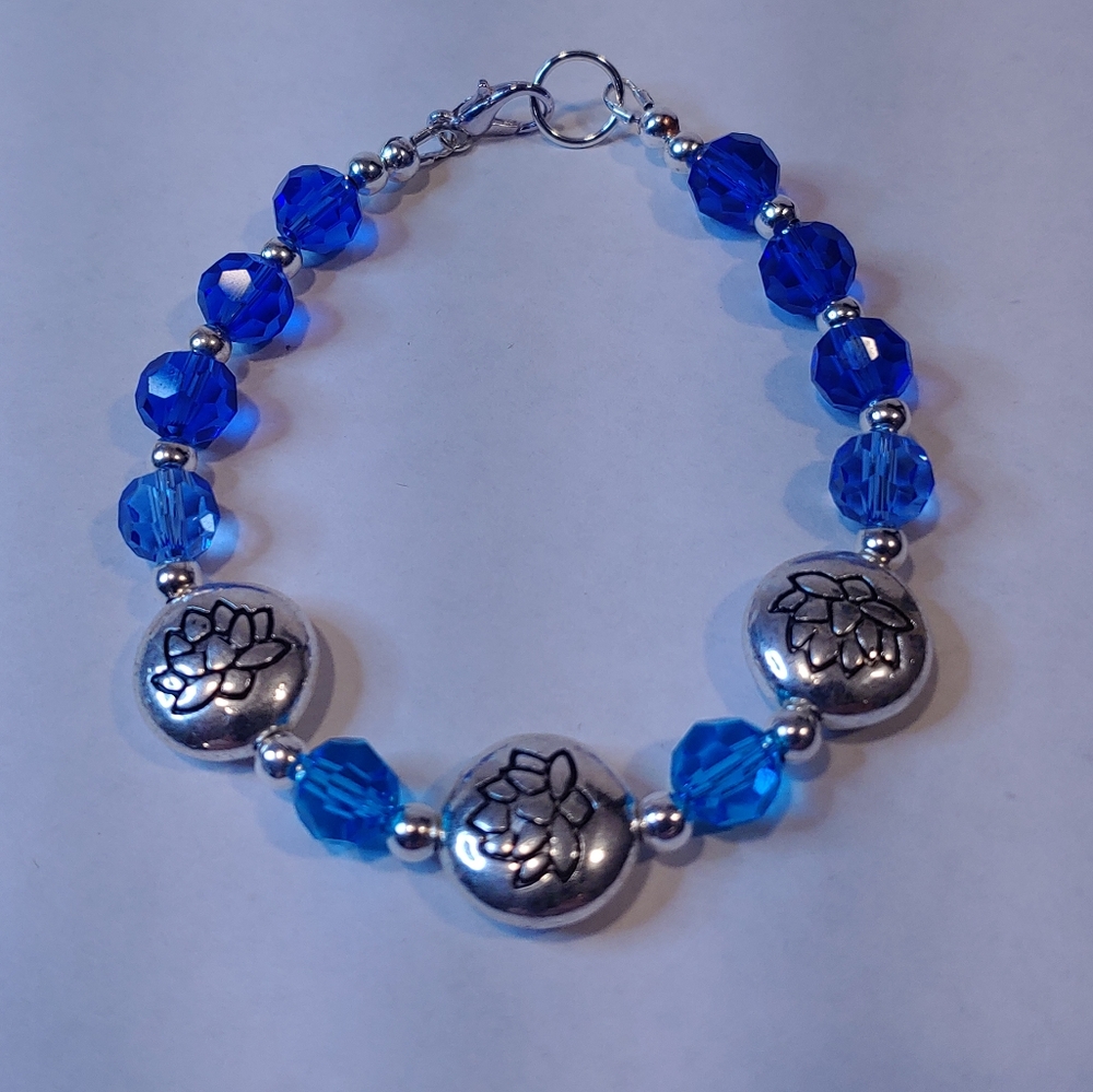 Shades of Blue Lotus Bracelet